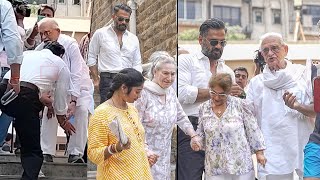 Suniel Shetty Before Leaving Meet Gulzar Touches Feet  Senior Citizens Respect Moment