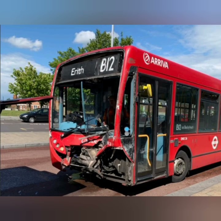 321 Go But Its London Bus Crashes