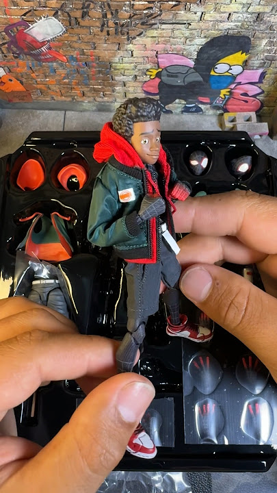 Miles Morales Sentinel unboxing with soft goods 🕷️🕸️🔥