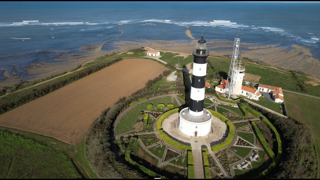 Les phares de l'estuaire de la Charente (Chassiron, phare des Baleines, phare de l'île d'Aix,...)