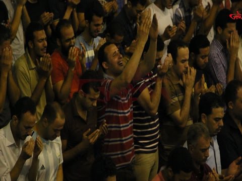 الشيخ محمد جبريل يدعوا علي الظالمين والصهاينة والاعلام المضلل والمصلين يرددون يالله