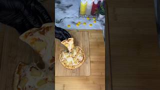 Pizza with pineapple or no pineapple pizza food recipe مع اناناس او بدون اناناس ؟