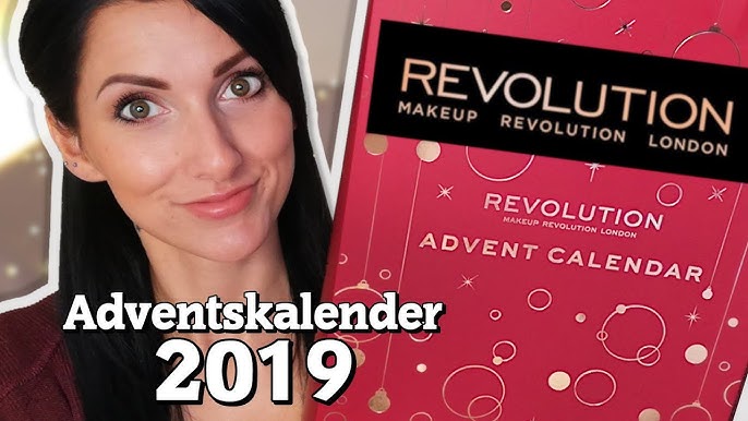 MAKEUP REVOLUTION ADVENT CALENDAR 2018 | *HUGE TREE* - YouTube