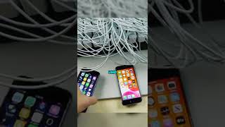 😳 Er lädt ein iPhone mit 100 Kabeln… #iphone #technik #test #viral