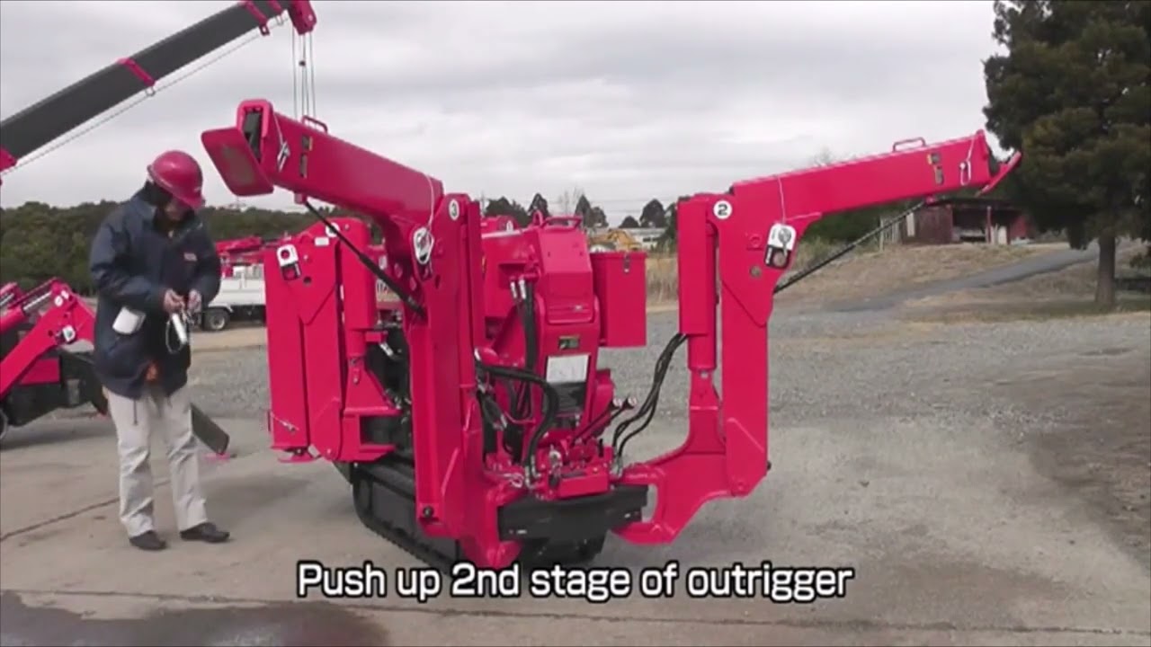 Unic Spider Crane // Start Up Guide - YouTube