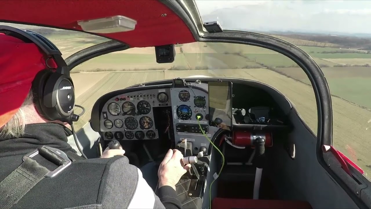 Europa Classic Monowheel  OE-CHL Landing at LOAG