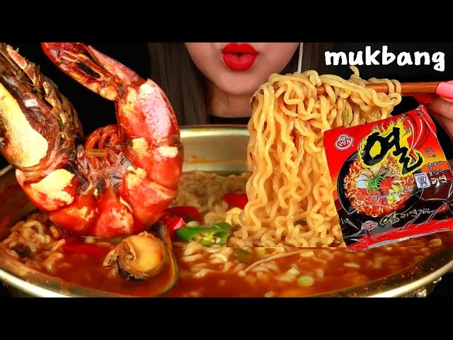 열라면 먹방 타이거새우 팽이버섯 실비김치Hot spicy instant noodles spicy kimchi Enoki mushroom s