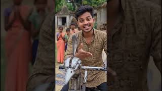 लोहे का चलता मोर 😲🦚⚙️ #DesiJugaad #MechanicalPeacock #Viral