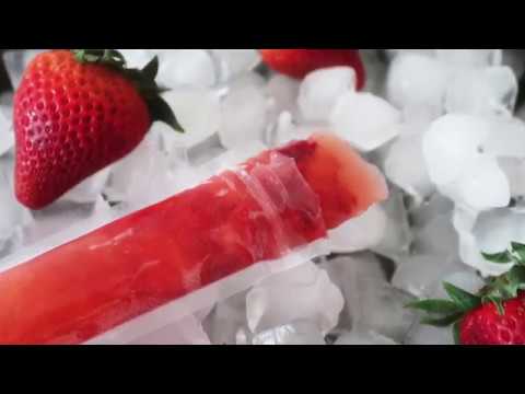 strawberry-lemonade-vodka-freeze-pops