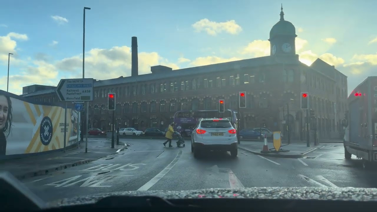 Урок вождения в центре города Лидс 28.11.2025