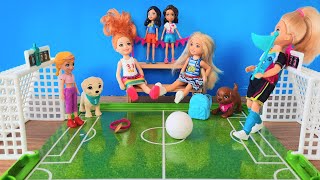 Barbie İle Polly Pocketlar Penaltı Atışlarında Kapışıyor Ortam Kızıştı