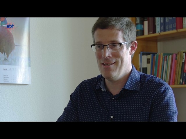 Watch Interview mit Urs Stingelin - Dozent am sbt Beatenberg on YouTube.