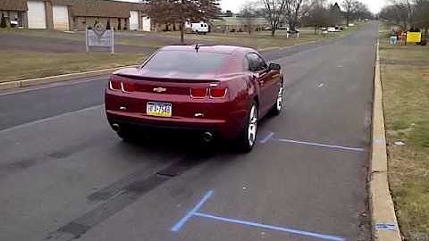 2011 Camaro Burnout,FlowmasterExhaust,Hypertech Tuner and B+M air intake