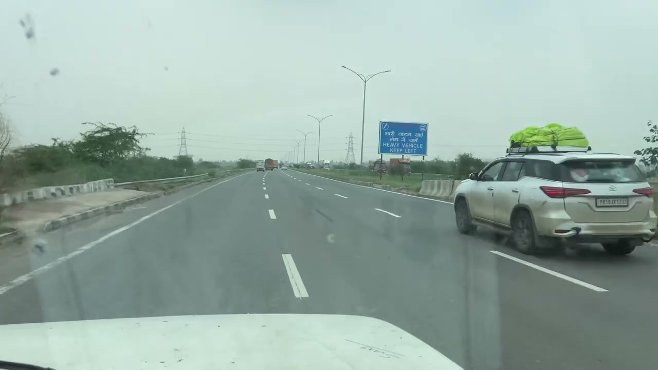 आज का बलोग खास —-