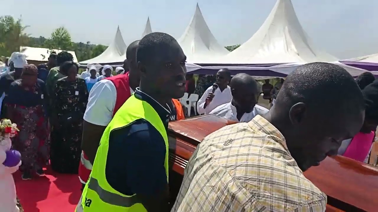 The procession to the arena