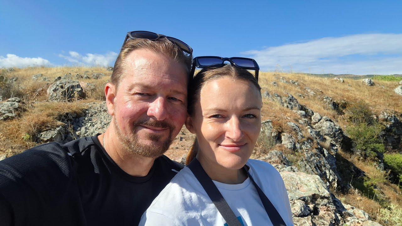 Craig and Andrea Live discuss Hiking in Albania. Noon EST / 6pm European Time