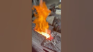 Xưởng rèn Hoàng Tùng Đa Sỹ hướng dẫn cách tôi lửa trên than đá #langdasy #langnghe #nghenhanren