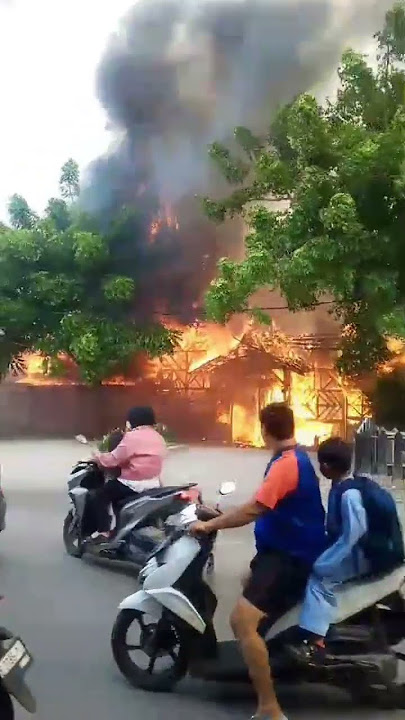 Kebakaran !!! Cobek Uleg Ujung Harapan Babelan Bekasi #shortvideo #kebakaran #infoterkini