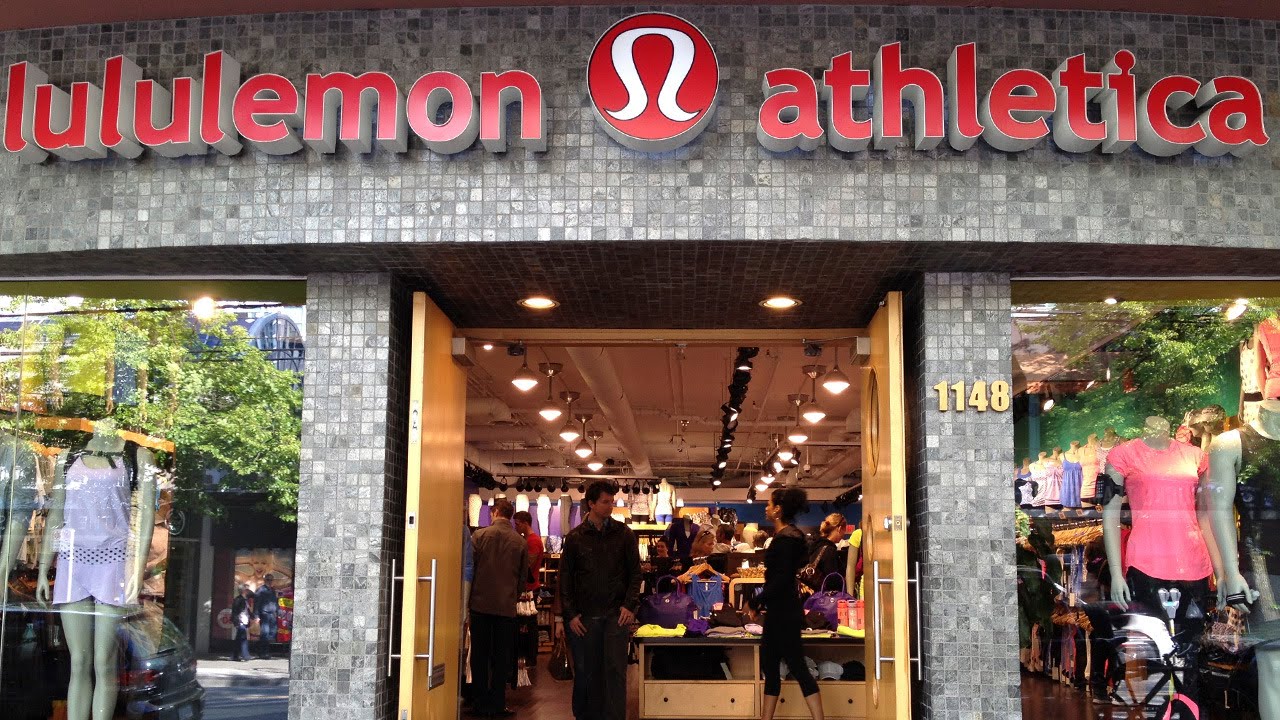 Analysts’ Actions: Athletic Apparel Company Dumped, While Wholesale Club Gets PT Boost