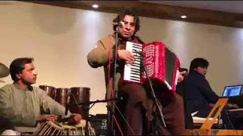 Ustad Tabu Khan New playing Lag Ja Gale on his Accordion