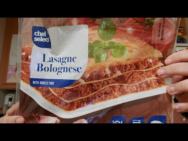 Hampaaton läski syö: Osa 2027 - Chef Select Lasagne Bolognese with Minced  Pork - YouTube