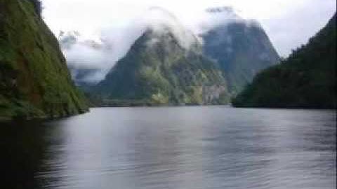 قارئ حسن فاروق سوره قارعه الفاتحه من صلاه العشاء