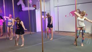 Polesque - Contemporary Style This Week