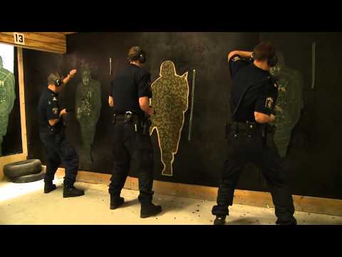 Video: Battlefield 3 Ber Dig Skjuta Polisen