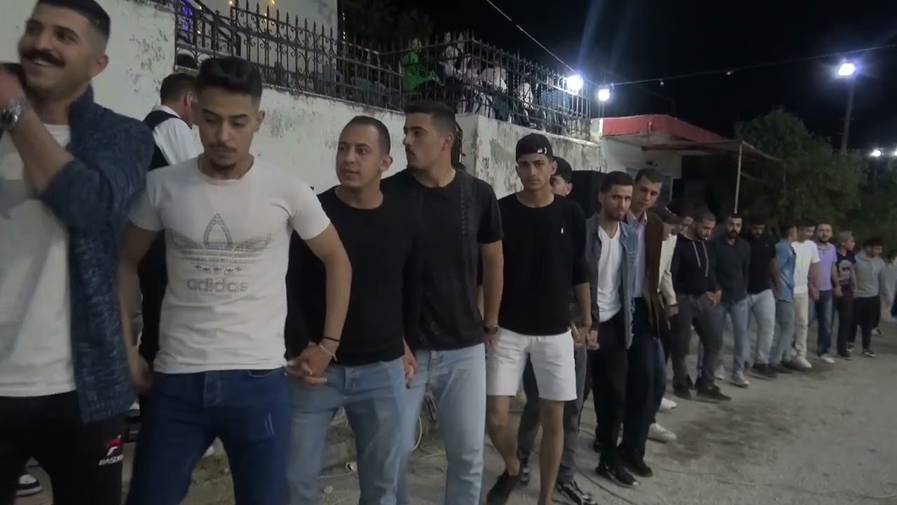 سهرة العريس علاء الروسان ج1 افراح ال الروسان الفنان خالد ابو وديع