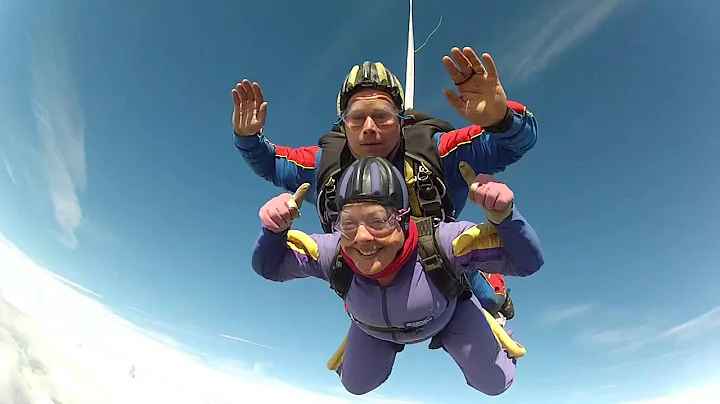 Belinda Knight Tandem Skydive