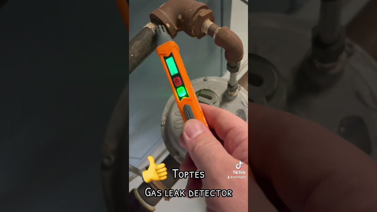Gas leak detector 