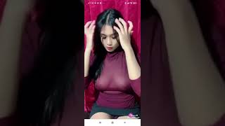 Terbaru nih live hot cewe cantik baju transparan..Uting pink bikin gerah🥵