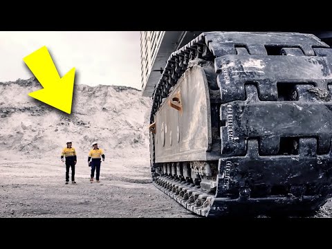 Video: Cât cântărește un excavator mare?