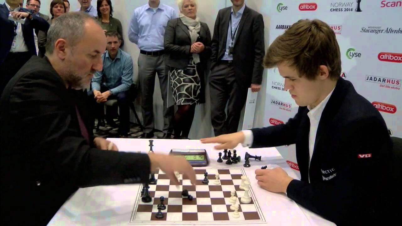 blitz chess: magnus carlsen (30 seconds) vs manager espen agdestein (3  minutes) : r/Damnthatsinteresting