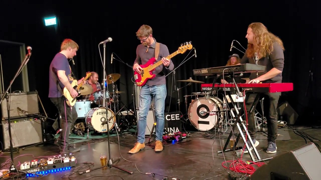 Cee Luna -   'Ejecta'