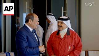 Egypt's president meets with the King of Bahrain in Manama during Gulf tour