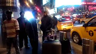 FIGHT AT THE PORT AUTHORITY -- VID 20151003 203647468