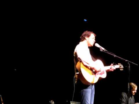 amos lee sings simple things in denver 12/9/11