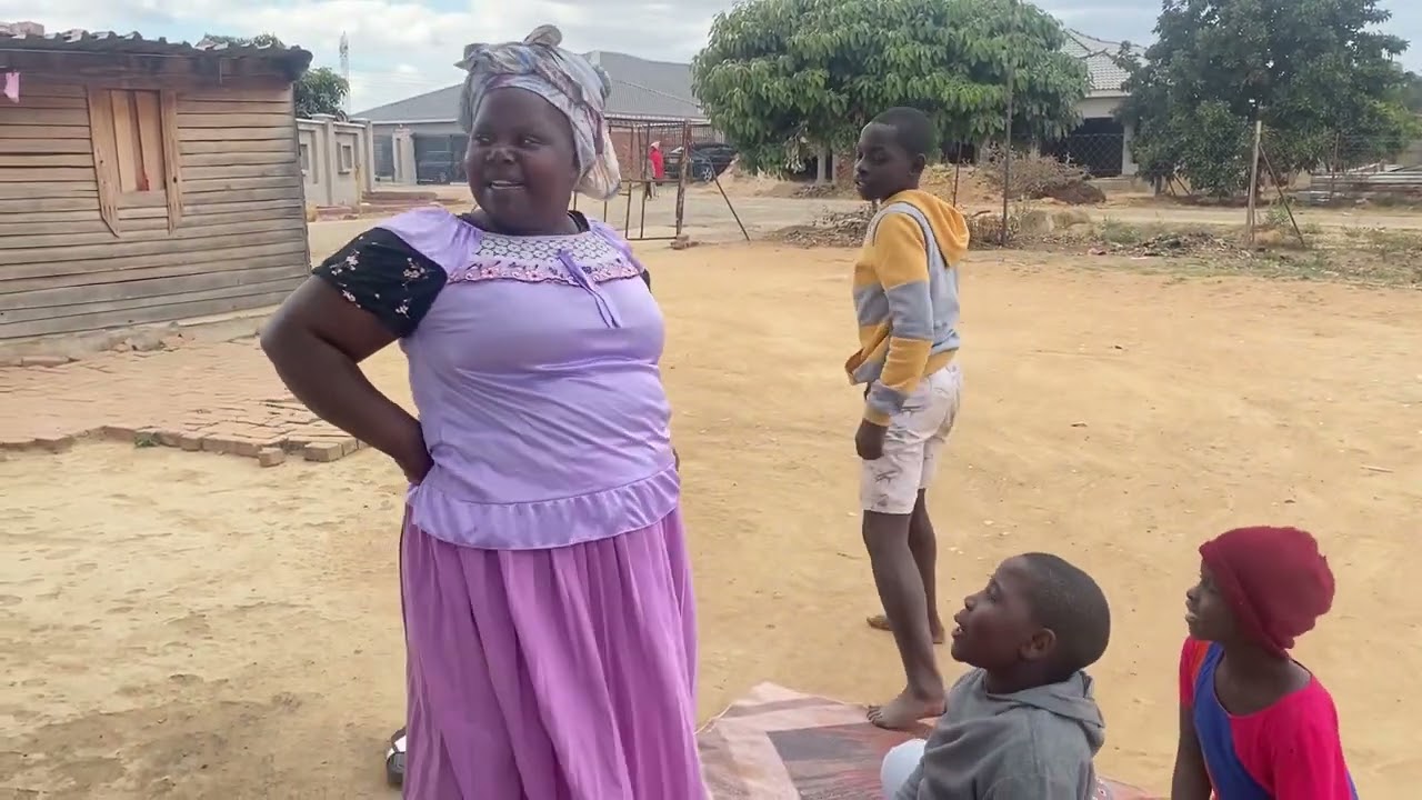 Mai Sara kutizira  vega @MaiSara_zw