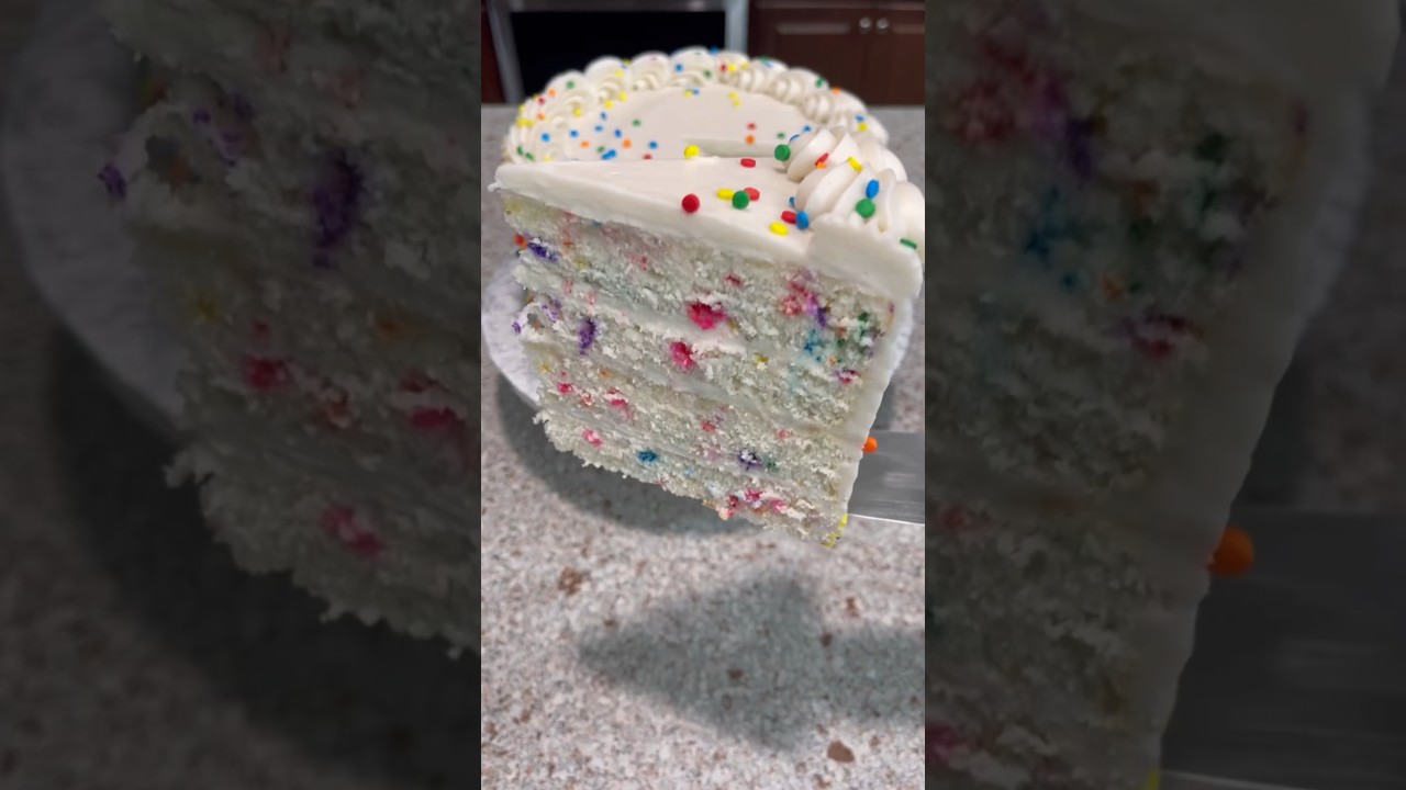 Confetti Cake ❤️ 