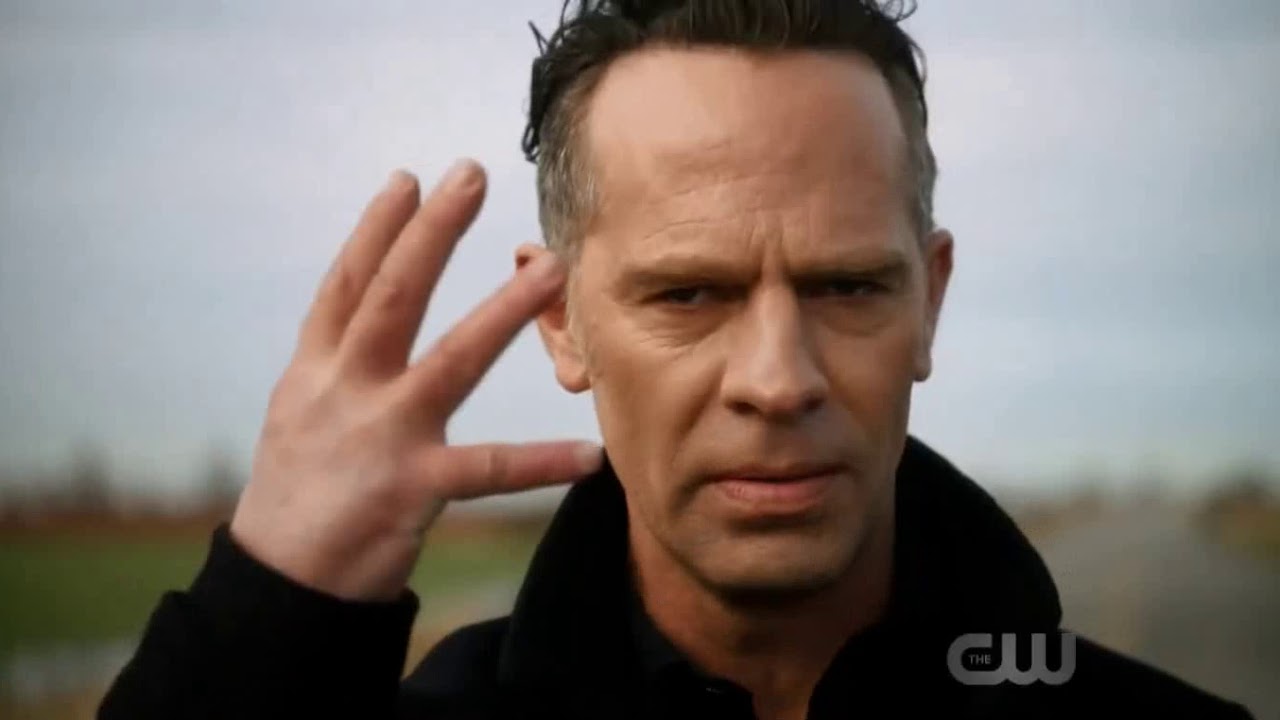 The flash 4x19 : fury rogue Devoe VS Flash & Captain cold