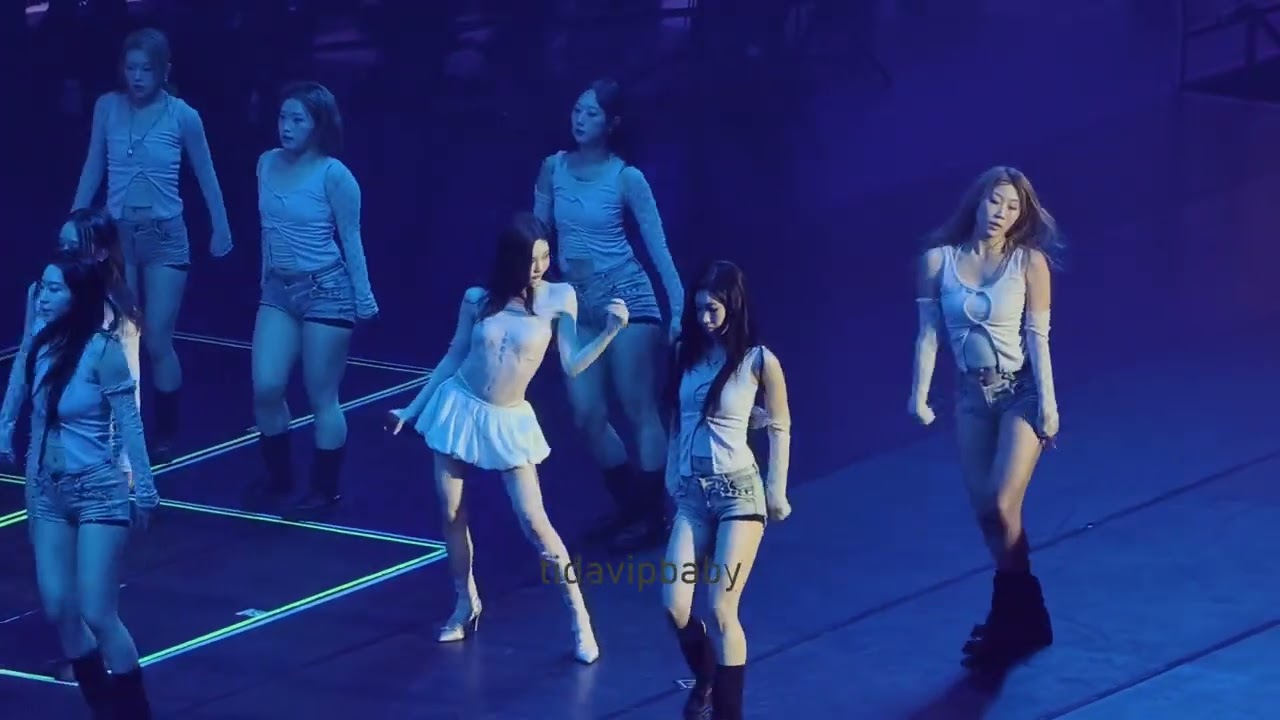 Ningning solo aespa LIVE TOUR SYNK : aeXIS LINE in BANGKOK 16.11.2025 DAY 2