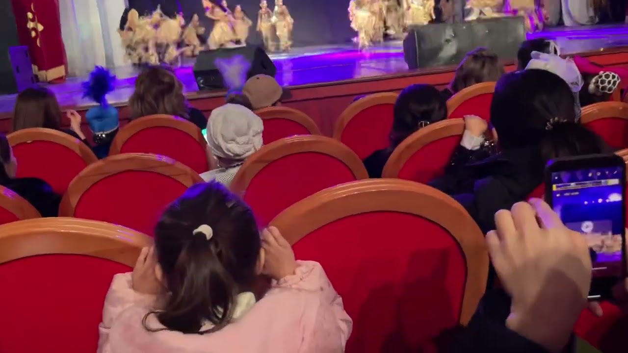 Інжу би ансамблі Африка биі