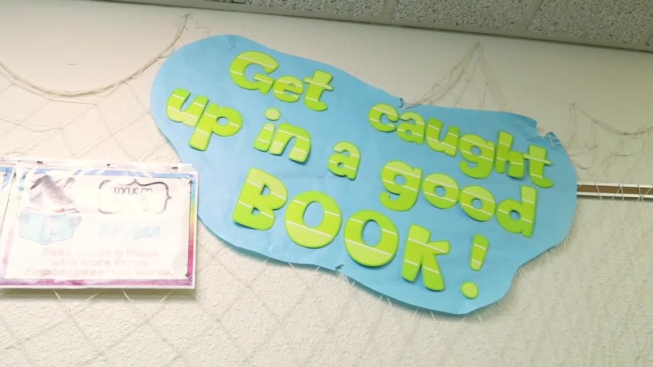 one-class-at-a-time-recognizes-teacher-at-big-sky-elementary-youtube