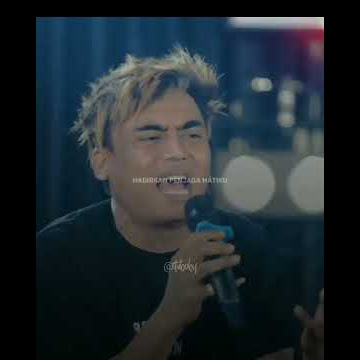STORY WA WIDODARI CHARLY VAN HOUTEN