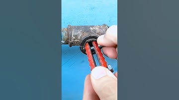 Plumbers should know this method, to remove broken pipe threads. #diy #shorts
