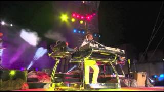 Video thumbnail of "Pooh - Nascerò con te (Live al Castello di Este (PD) - 2011)"