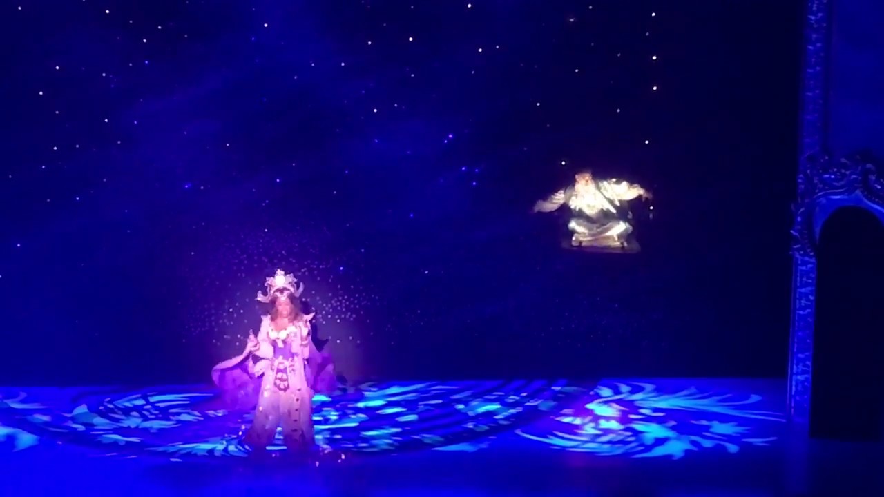 Jaymi Hensley & Sheila Ferguson - Aint No Mountain High Enough - Aladdin Pantomime in Northampton