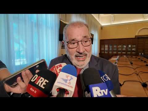 Come si forma il caporalato: "si fa la competitività sulla gente che lavora"