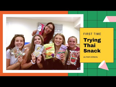 My Friends Trying Thai Snacks!! พาเพื่อนต่างชาติมาลองกินขนมไทยกัน! l Itskaekan